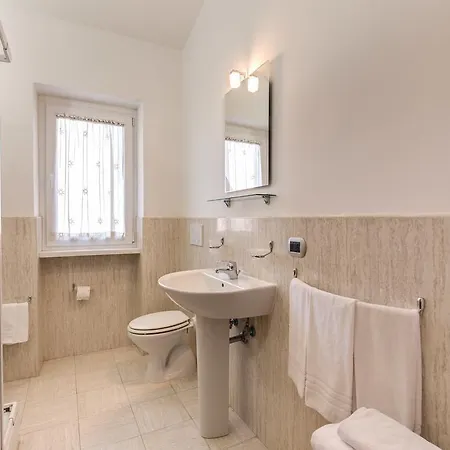 Zen לינה וארוחת בוקר 3*