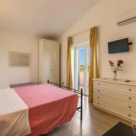 לינה וארוחת בוקר Zen